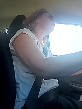 marilynecoquine online show from February 24, 1:21 pm