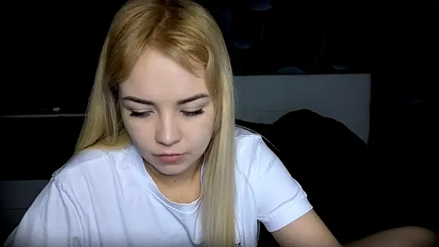 StephanieSweety online show from November 27, 11:46 am