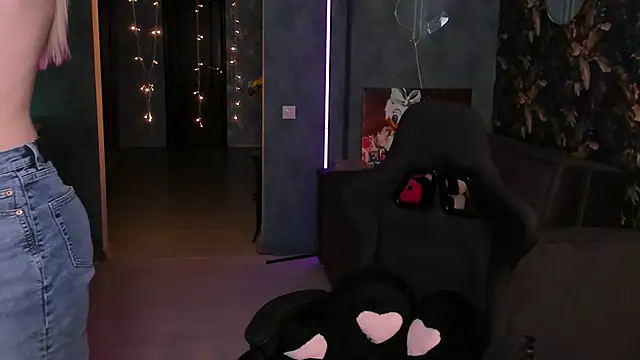 Blckmirrorr online show from November 5, 12:10 pm