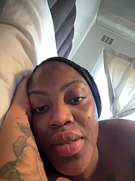 BedroomBullyX5 online show from February 9, 6:37 am