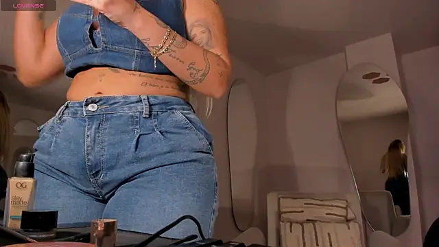 SophiePalmer online show from June 15, 12:38 pm