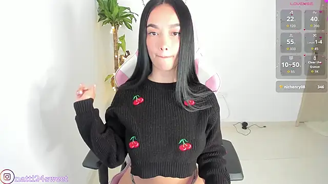 sharlotte 23 online show from April 14, 2:33 am