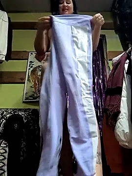 KikiXRed online show from February 2, 5:39 am