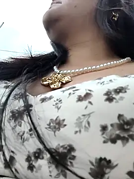 Sakura 0505 online show from April 10, 9:32 pm