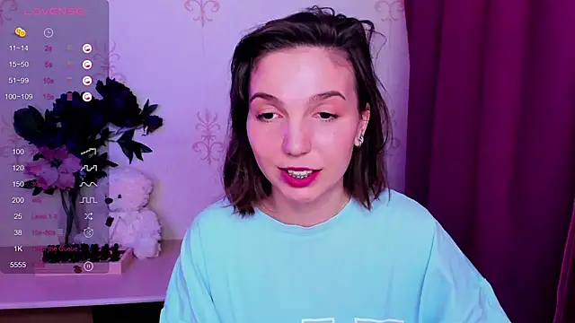 KindHazelHere  online show from February 23, 8:03 am