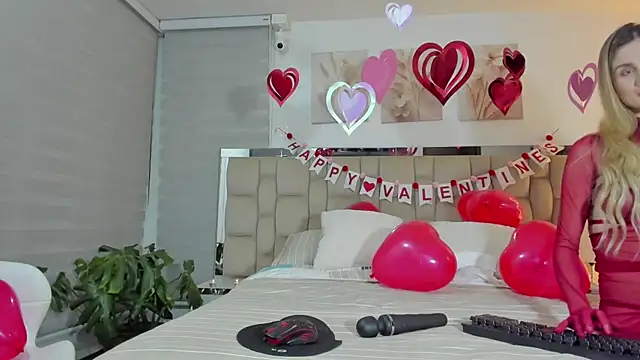 Vanessa and liam online show from February 17, 4:45 am