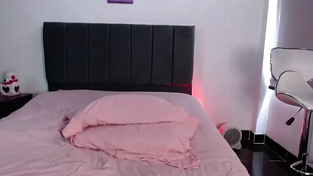 Daniela-hot online show from September 16, 4:04 pm