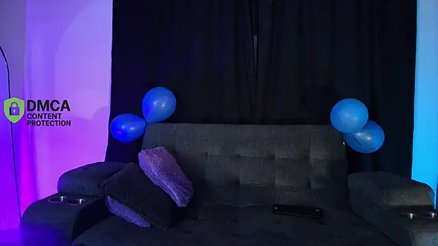 yungelitamor  online show from March 4, 5:36 am