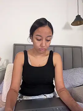 DianaHopson online show from January 13, 11:03 am