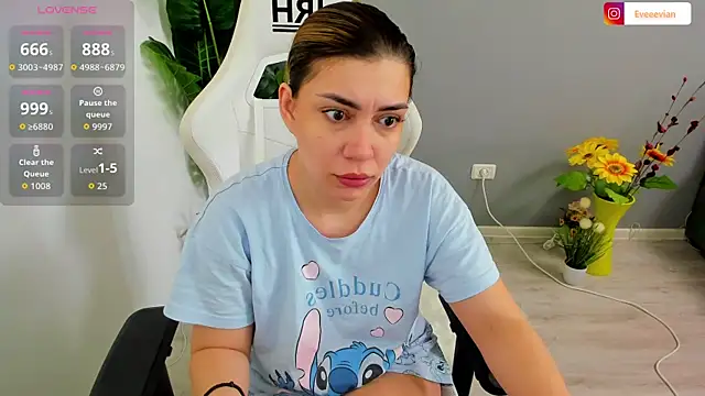 EveEvian online show from March 5, 1:18 pm