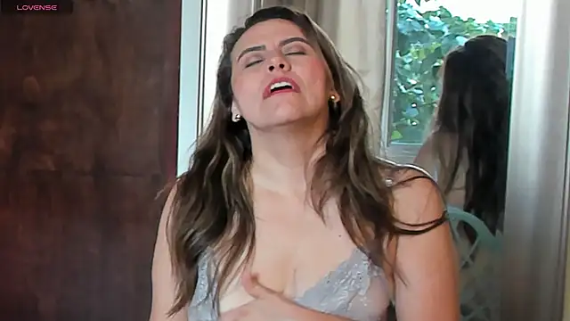 V monse online show from April 15, 10:32 pm