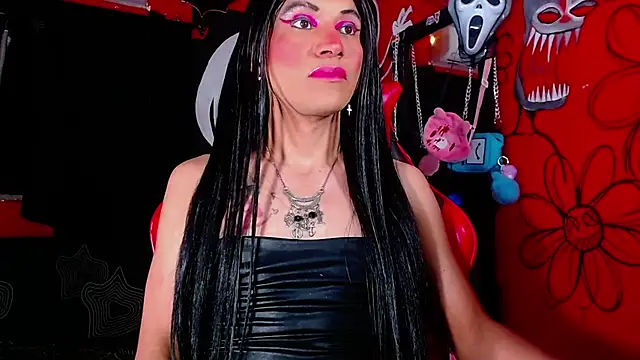 HugeDanex online show from February 4, 9:45 am