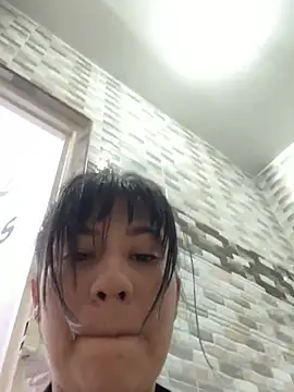 kim monti online show from March 25, 9:39 pm