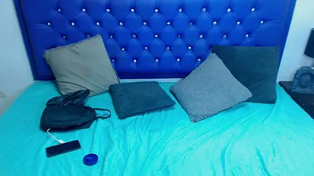 kiwii nasty online show from February 27, 11:59 pm