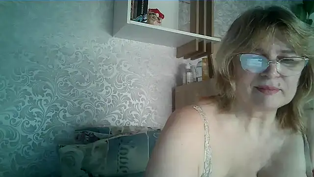 Aline LoveFlowers online show from February 11, 9:27 pm