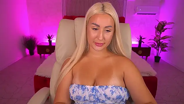 LiaBrazzerr online show from June 28, 2:34 pm