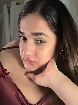 CuteFatima online show from February 3, 8:52 am