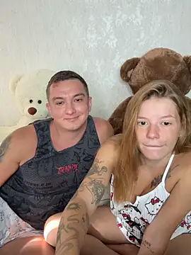 Snapshot of mia___mi chatting on September 26, 6:44 am mia   mi online show from September 26, 6:44 am