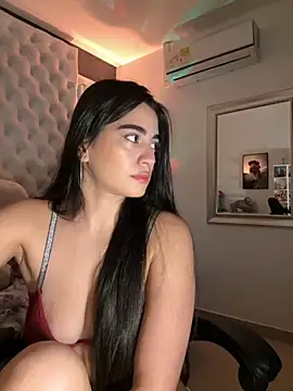 Snapshot of ZarahEvans chatting on September 11, 9:04 pm ZarahEvans online show from September 11, 9:04 pm