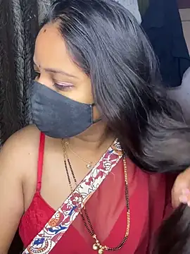 Snapshot of kannadatelugugirl chatting on October 20, 12:35 am kannadatelugugirl online show from October 20, 12:35 am