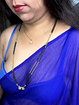 Snapshot of kannadatelugugirl chatting on October 8, 12:37 am kannadatelugugirl online show from October 8, 12:37 am
