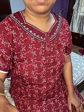 Snapshot of kannadatelugugirl chatting on October 4, 5:35 am kannadatelugugirl online show from October 4, 5:35 am