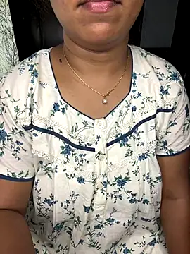 Snapshot of kannadatelugugirl chatting on October 21, 5:44 am kannadatelugugirl online show from October 21, 5:44 am
