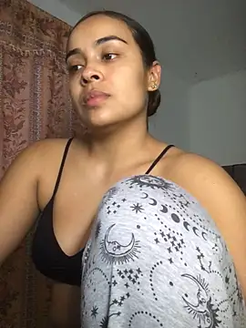 JuanaSimons online show from May 19, 1:56 am