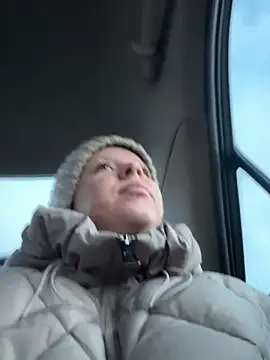 LikaCat online show from November 13, 1:59 am