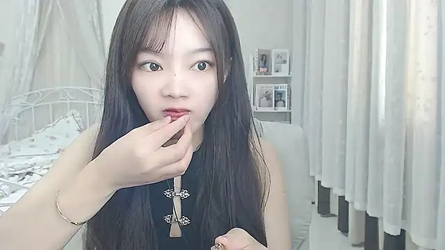 Snapshot of Jenny-Z chatting on September 30, 2:39 am Jenny-Z online show from September 30, 2:39 am
