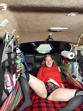 Snapshot of Evalain_shadow chatting on October 6, 1:00 am Evalain shadow online show from October 6, 1:00 am