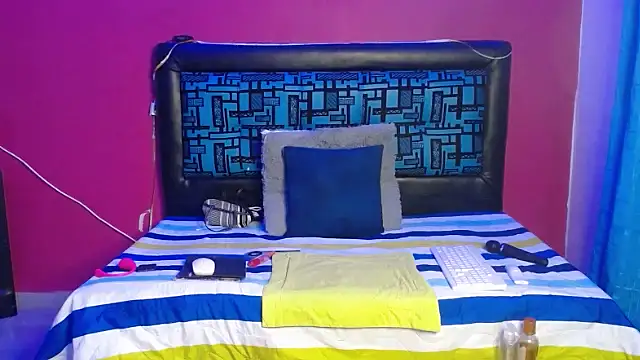 karolhot916 online show from November 28, 11:41 pm