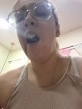 NaomiShimizu online show from April 2, 7:44 pm