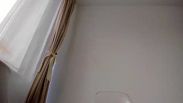 angeloflovee online show from March 22, 8:20 am