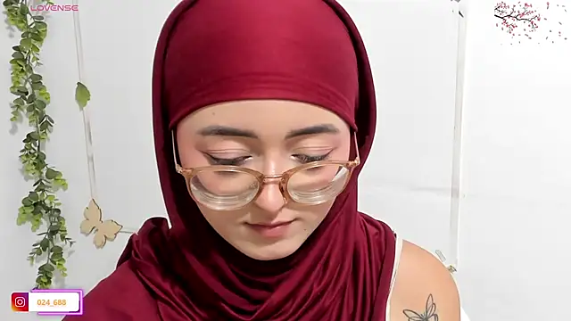 aysel elid online show from February 15, 12:35 am