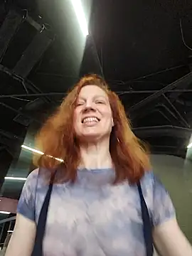 Exhibitionsplit online show from April 9, 9:26 am