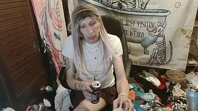 Ombeline1 online show from March 30, 6:40 pm