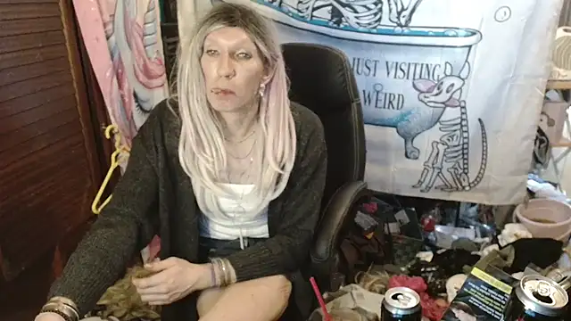 Ombeline1 online show from February 16, 12:49 pm