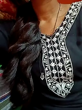 Hot--Shivani online show from November 1, 3:10 am