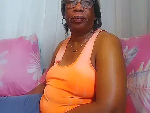 Freakyassnwildx online show from June 19, 7:06 pm