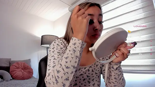 vico sweety online show from March 16, 2:21 pm