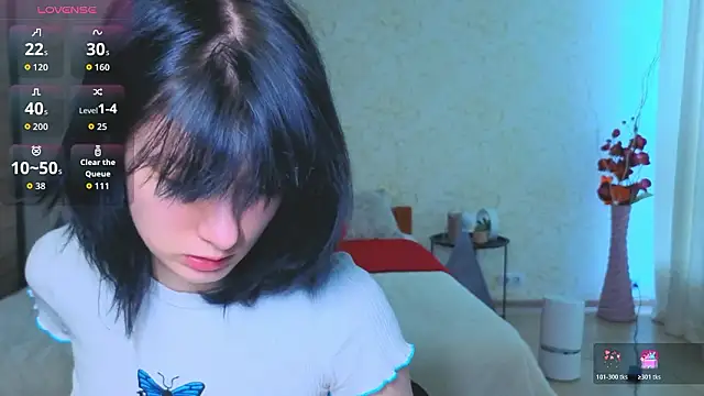 JulisSweet online show from February 15, 8:02 am