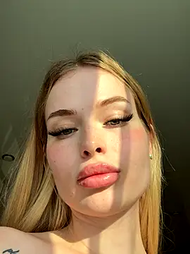 Vladamais online show from September 30, 2:33 pm