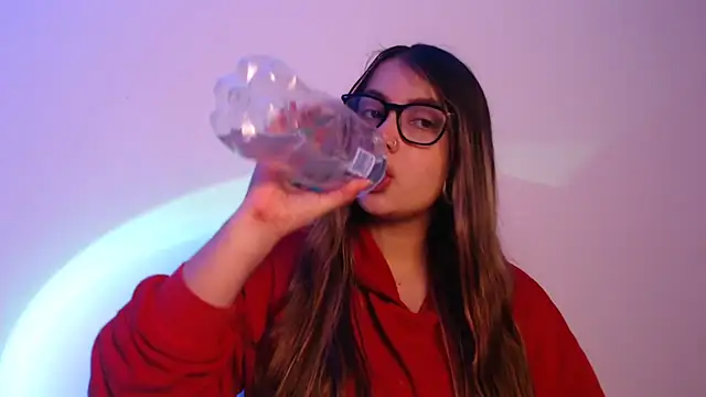 lalawhitte online show from January 8, 9:41 pm