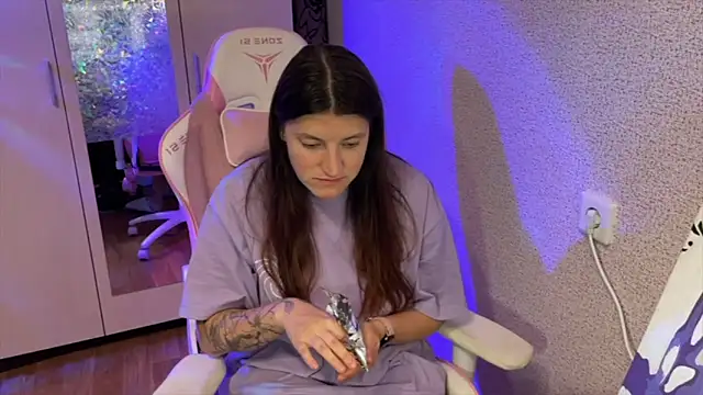 Katrin  kiss online show from April 5, 10:42 pm