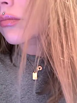 Goldloeckchen159 online show from February 1, 10:41 pm