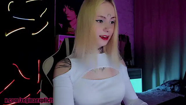 snake  bites online show from March 6, 9:10 pm