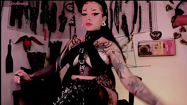 Agatha BDSM online show from April 8, 10:01 pm