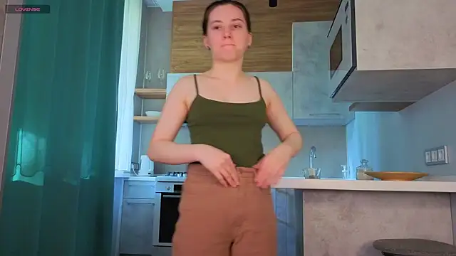 DonnaBurkee online show from July 3, 4:07 am