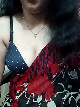 Snapshot of Priya_Boudi chatting on October 25, 6:37 pm Priya Boudi online show from October 25, 6:37 pm